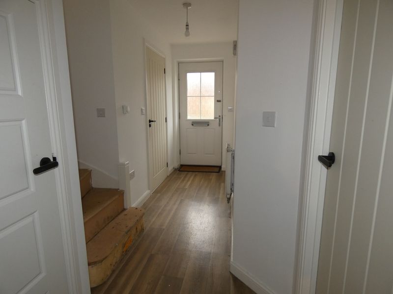 Entrance Hallway- click for photo gallery